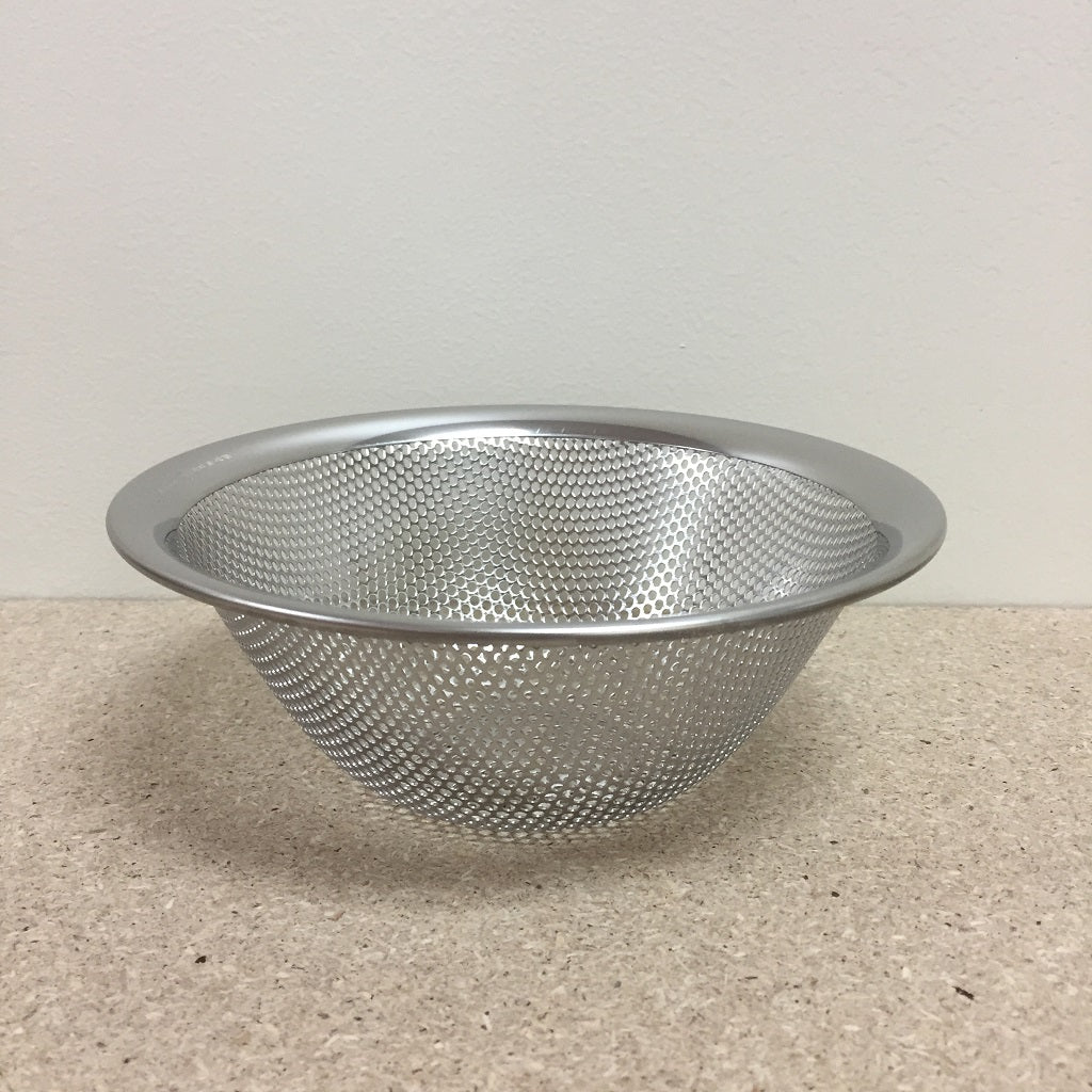 SORI YANAGI PUNCHING STRAINER