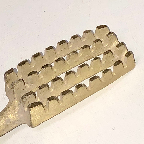 BRASS FISH SCALER