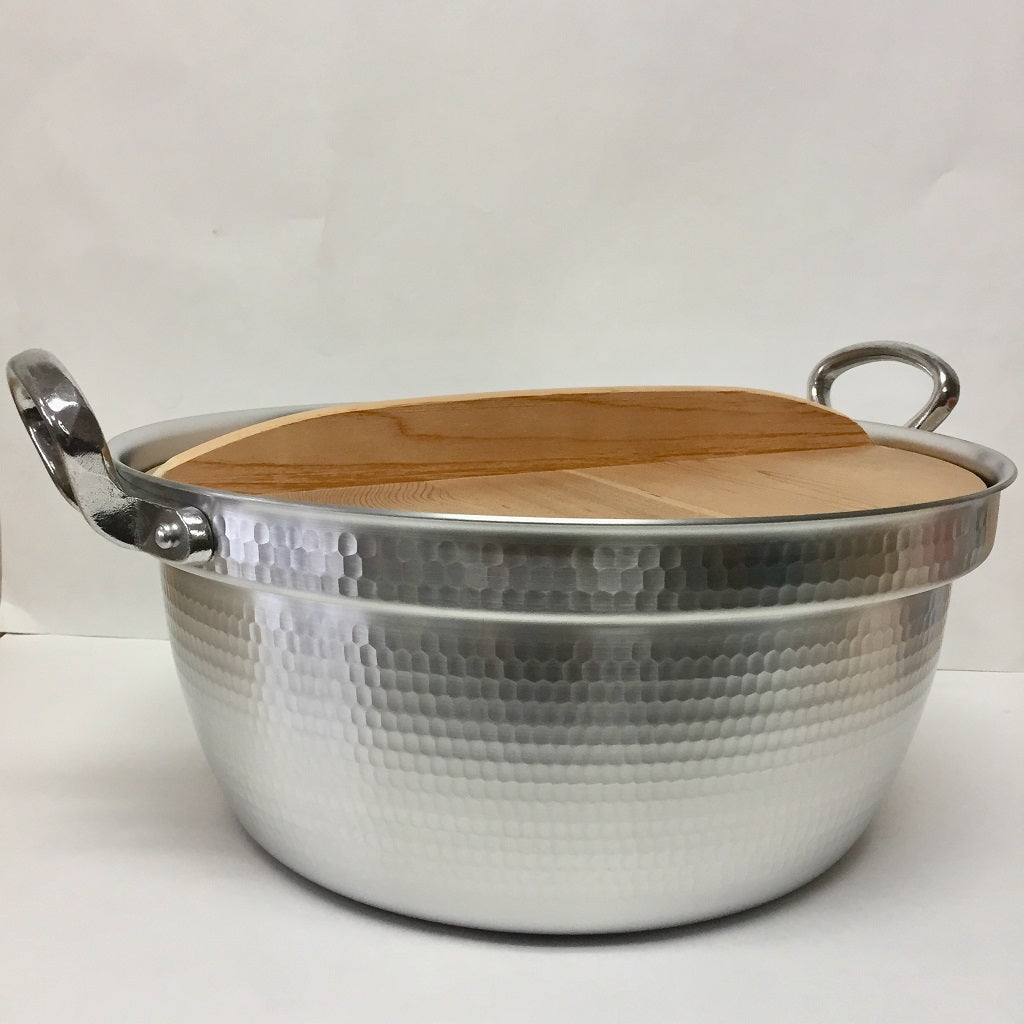 JAPANESE TRADITIONAL STYLE WA-NABE COOKING POT with WOODEN LID