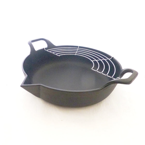 Nambu Ironware Japanese Cast Iron Frying Pan / Skillet, ASANO - Traditional  Japanese Hemp leaf Pattern – OITOMI
